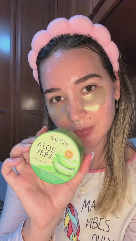 Sadoer™ Aloe Calm Under-Eye Patches video